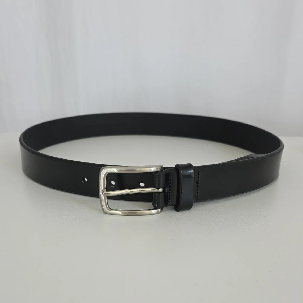 Calibrate Mens Black Belt.  Size 32